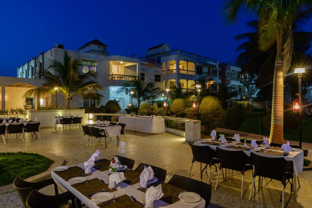 Quality Inn Palms Gāndhīdhām Eksteriør billede