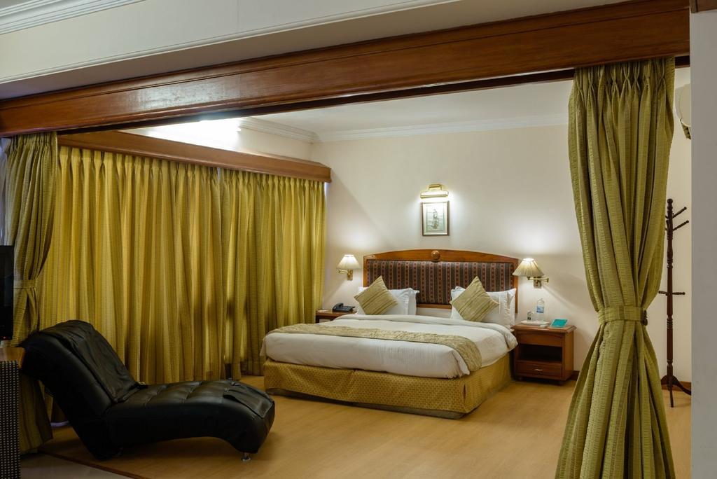 Quality Inn Palms Gāndhīdhām Eksteriør billede