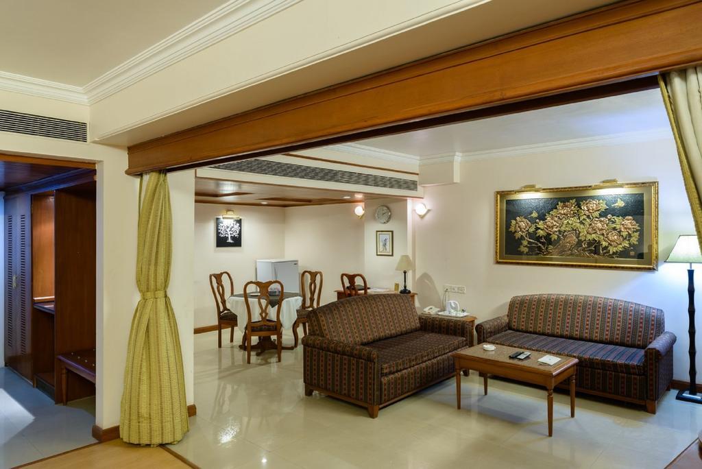 Quality Inn Palms Gāndhīdhām Eksteriør billede